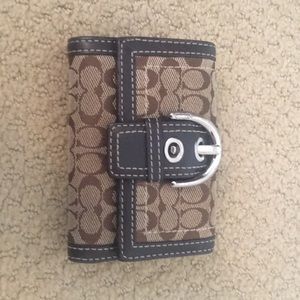 Coach Signature C wallet